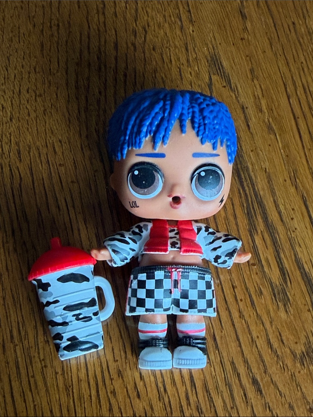 City Slicker L.O.L. Surprise! Doll Amazing Surprise Series